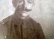 Мој ђед Радован Остојић (1883-1971) учесник Великог рата.Фотографија Радована Остојића са Крфа, плаћена један аустријски дукат.