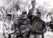 Grupa oficira (Milan Blagotić gore levo)