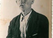 Милета (Петров) Скенџић. Рођен је 1874.год. у селу Поноре (Оточац, Лика), учесник Великог рата