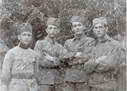 Risto Čereković (drugi s leva) u okolini Soluna 1917.